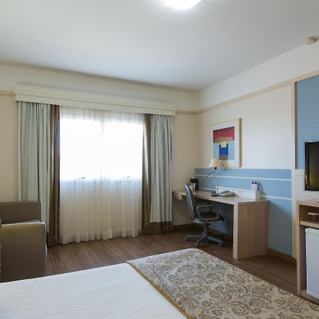 Comfort Suites Londrina Luaran gambar