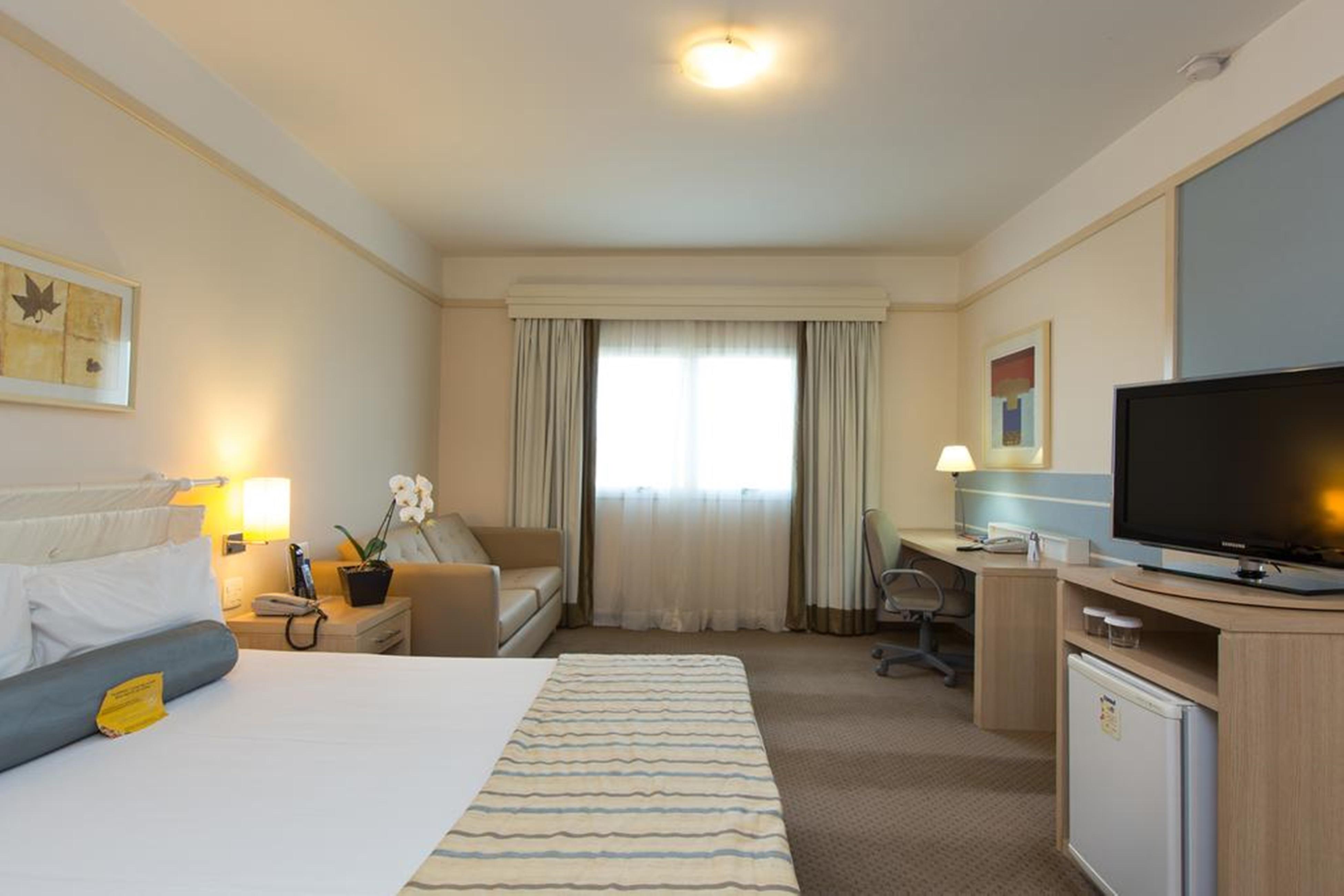 Comfort Suites Londrina Luaran gambar