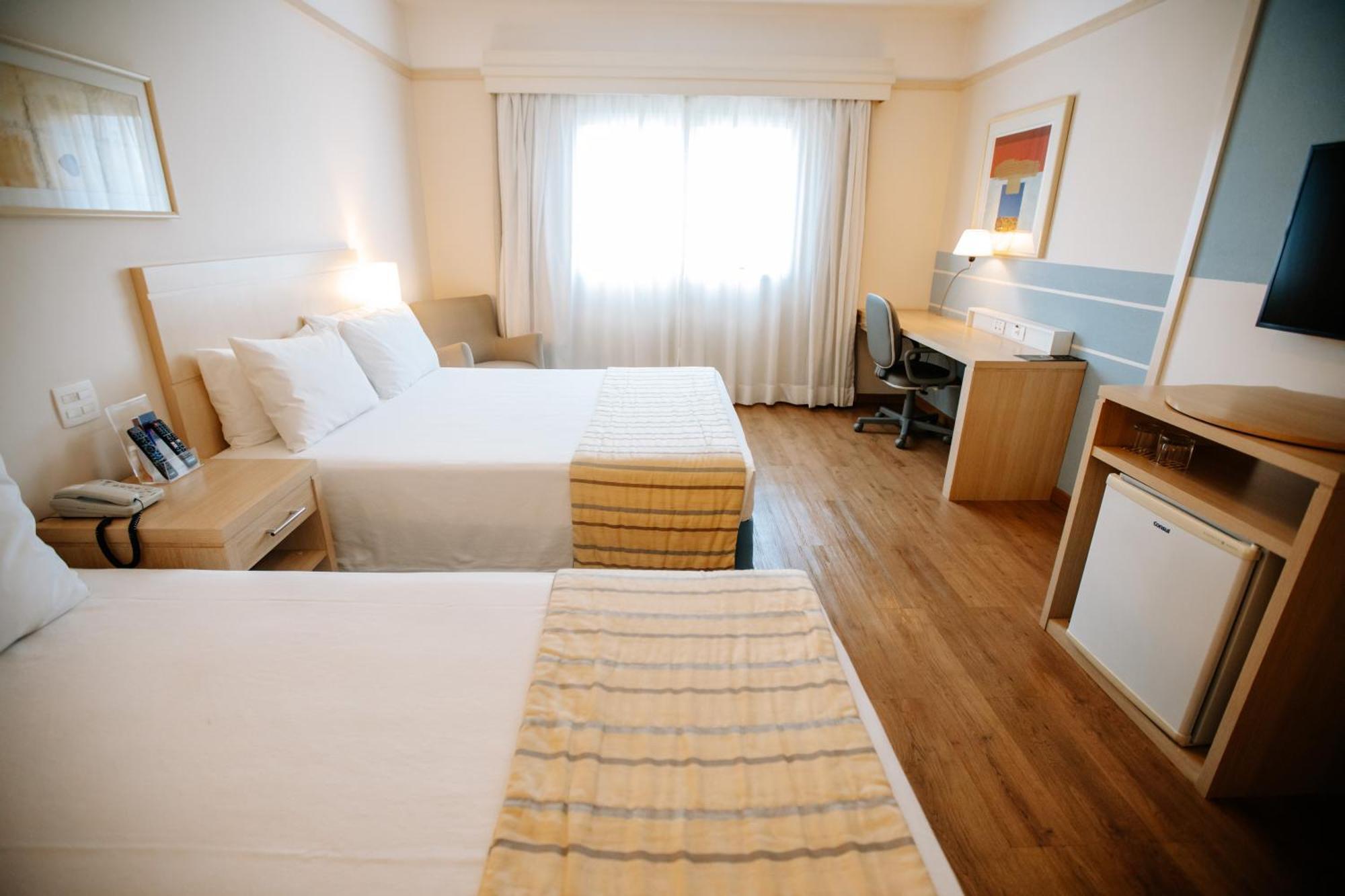 Comfort Suites Londrina Luaran gambar